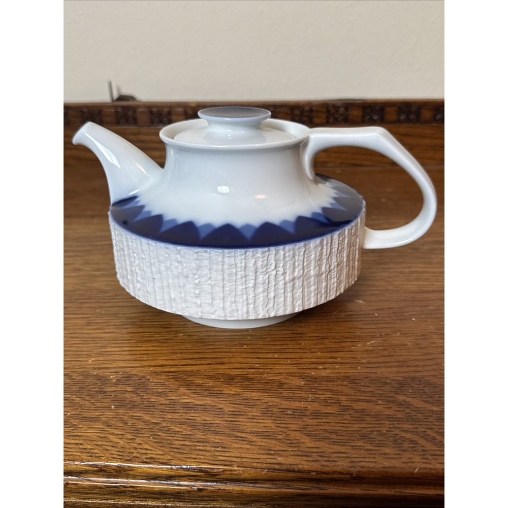 Rosenthal Thomas Germany Arcta Blue Band MCM Teapot 4 Cup Textured